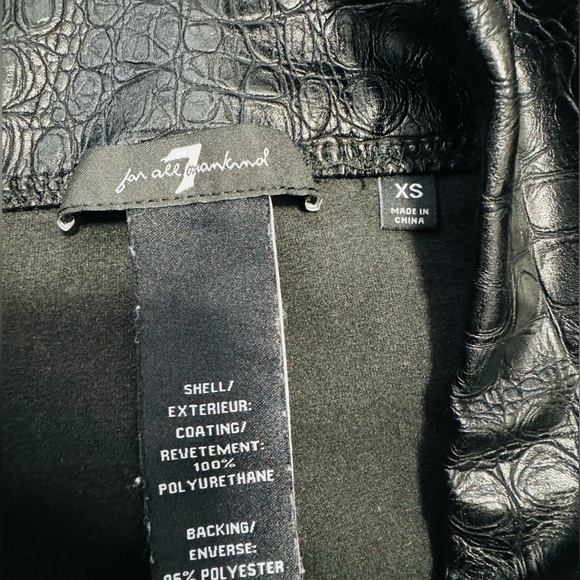 7 For All Mankind FAUX LEATHER SKINNY JEANS; Ankle length and stretchy fabric - Picture 2 of 3